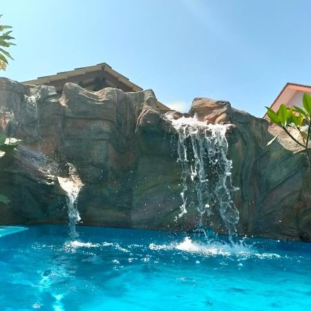 Roemahkoe Holidayhome Malacca Exterior foto